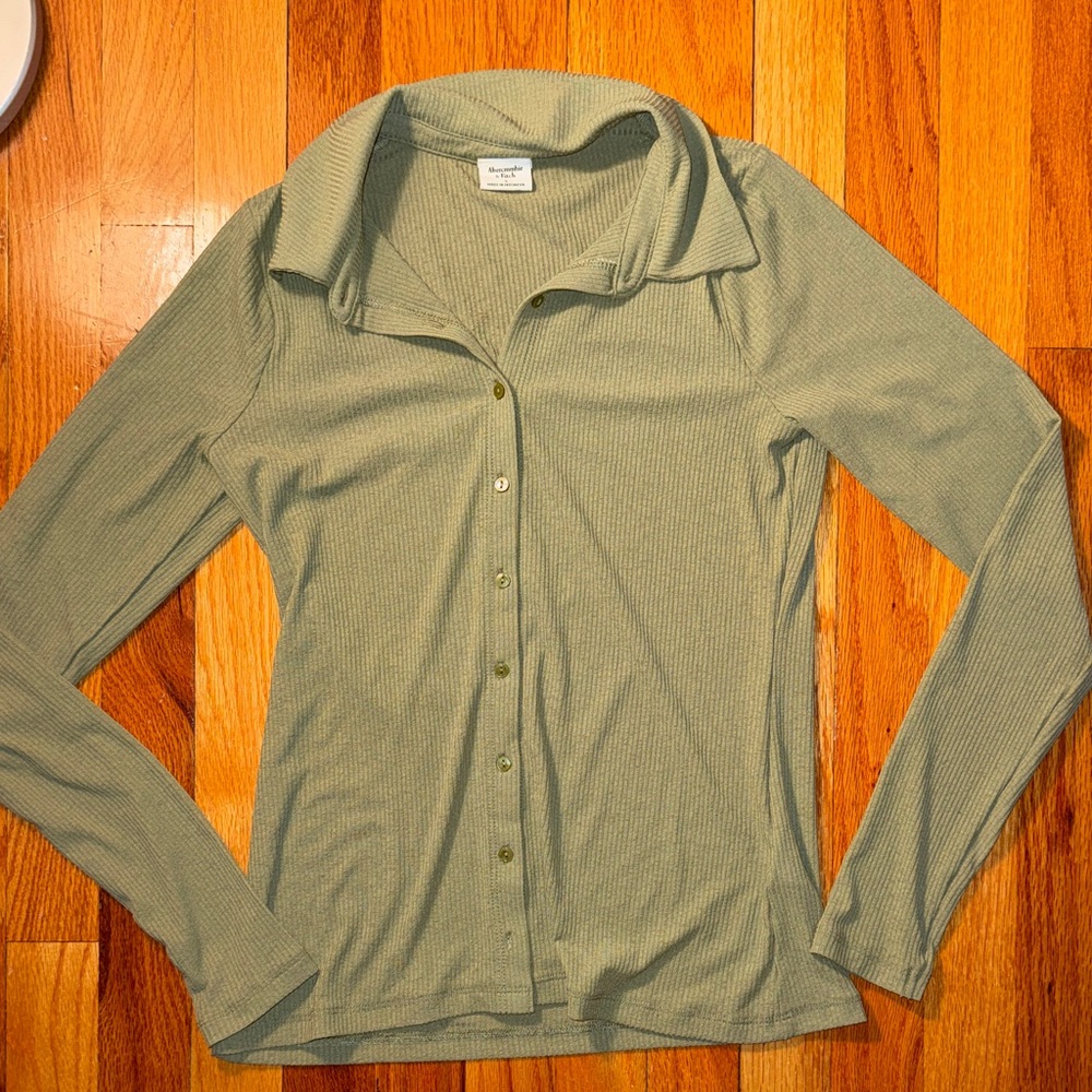 Abercrombie & Fitch Sage Button-Down Shirt